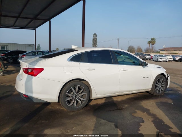 1G1ZE5ST9HF156911 Chevrolet MALIBU 1LT