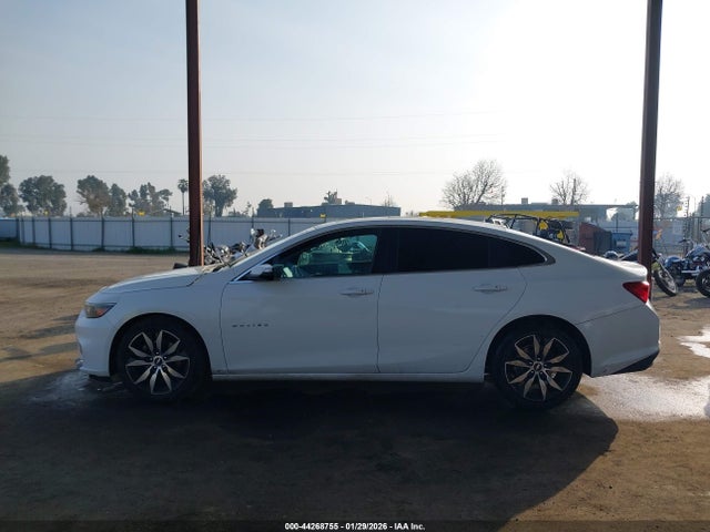 1G1ZE5ST9HF156911 Chevrolet MALIBU 1LT