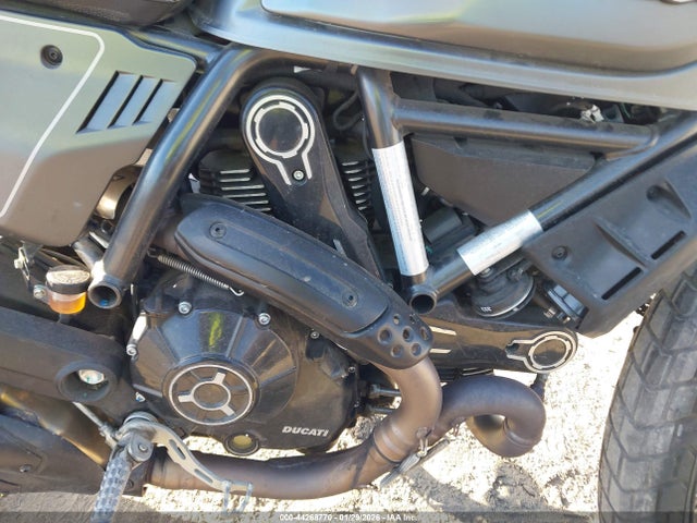 2022 Ducati Scrambler Desert Sled მანქანა იყიდება აუქციონზე, vin: ML0KAFPM4NT006245, აუქციონის ნომერი: 44268770