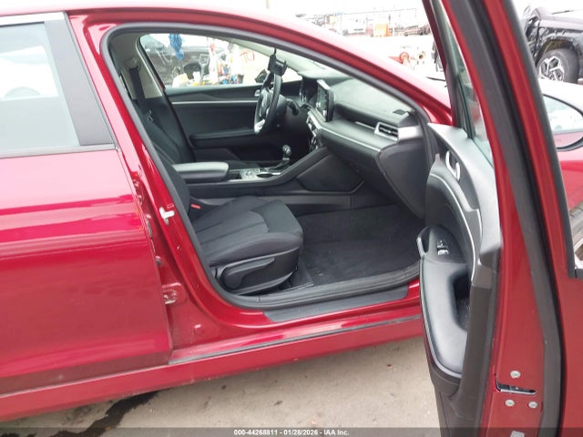 5XXG14J2XMG077370 KIA K5 LXS