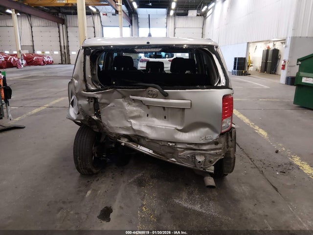 Scion XB 2014 JTLZE4FE4EJ055172 Image 17