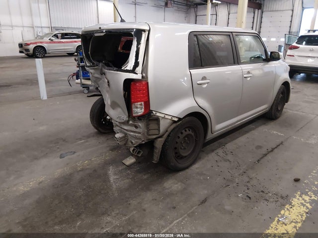 Scion XB 2014 JTLZE4FE4EJ055172 Image 4
