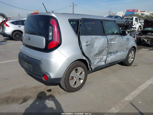 KNDJN2A23G7858758 KIA Soul