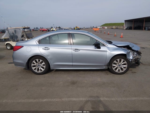4S3BNAB65H3019414 Subaru Legacy 2.5i