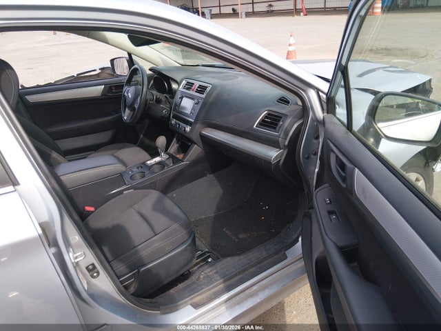 4S3BNAB65H3019414 Subaru Legacy 2.5i