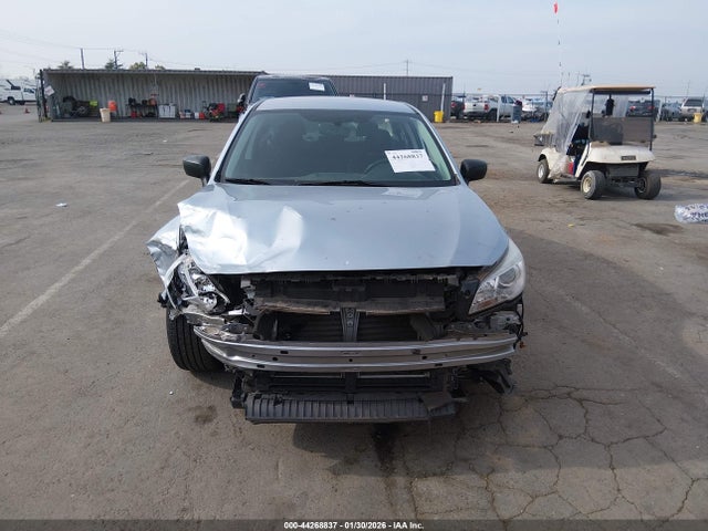 4S3BNAB65H3019414 Subaru Legacy 2.5i