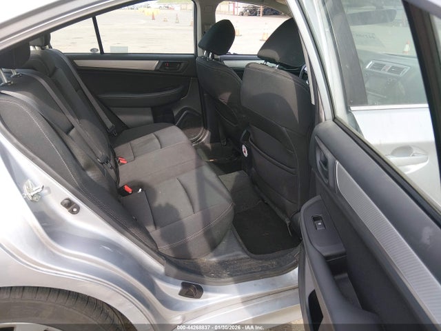 4S3BNAB65H3019414 Subaru Legacy 2.5i