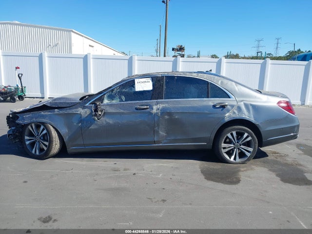 44268846 :رقم المزاد ، WDDUG6EB1JA396600 vin ، 2018 Mercedes-benz S 450 4matic مزاد بيع