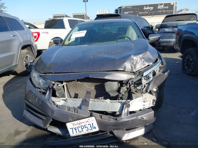 Honda Civic Lx 2017 2HGFC2F55HH532062 Image 12