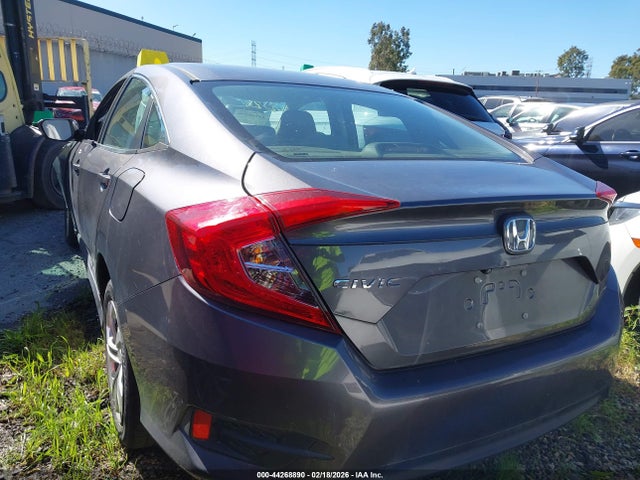 Honda Civic Lx 2017 2HGFC2F55HH532062 Image 3