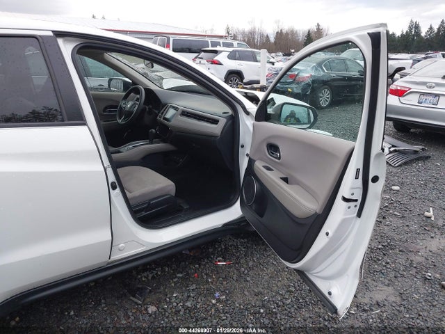 2018 HONDA HR-V 3CZRU6H58JM714840 Photo 4