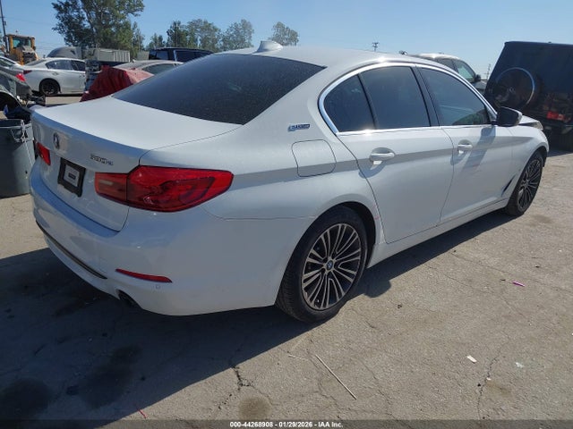 WBAJA9C51KB393380 BMW 530e Iperformance