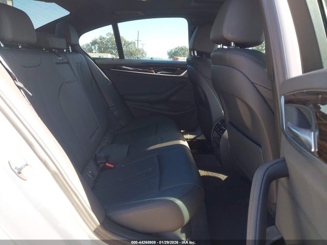 WBAJA9C51KB393380 BMW 530e Iperformance