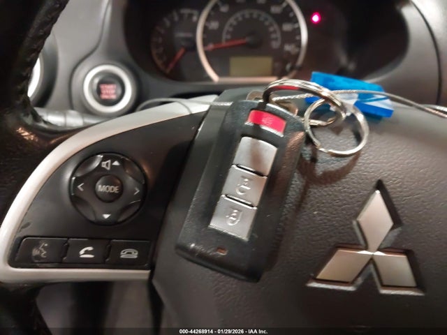 2015 MITSUBISHI MIRAGE ML32A4HJ1FH036965 Photo 10