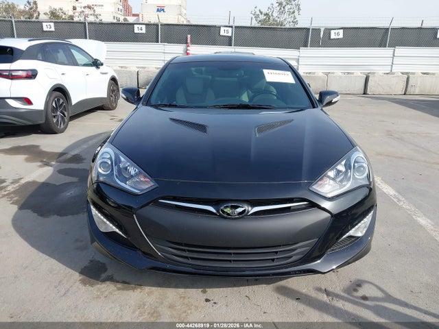 KMHHT6KJ2GU132341 Hyundai Genesis 3.8 Base
