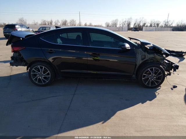 5NPD84LFXLH502359 Hyundai Elantra Limited