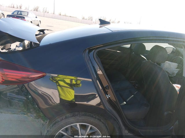 5NPD84LFXLH502359 Hyundai Elantra Limited