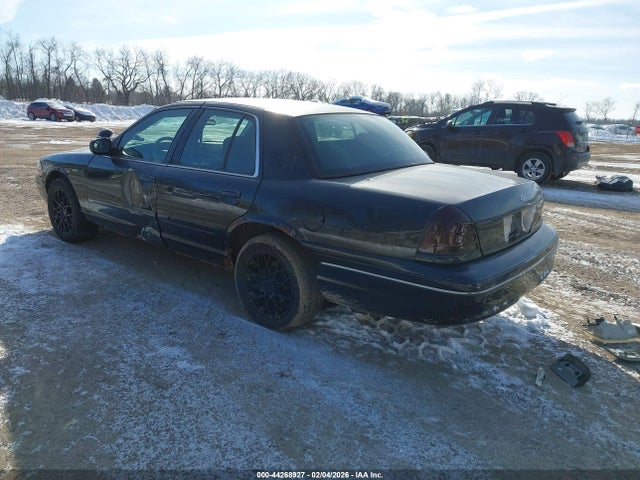 2010 FORD CROWN VICTORIA 2FABP7BV6AX110887 Photo 2