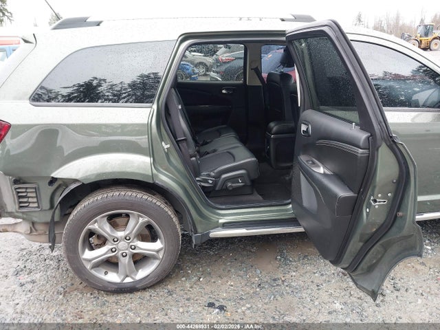 3C4PDCGB3GT203179 Dodge Journey Crossroad Plus