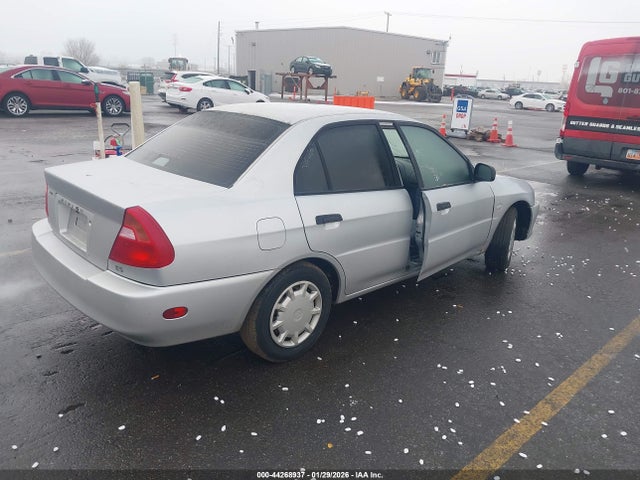 2001 MITSUBISHI MIRAGE JA3AY26CX1U039598 Photo 3