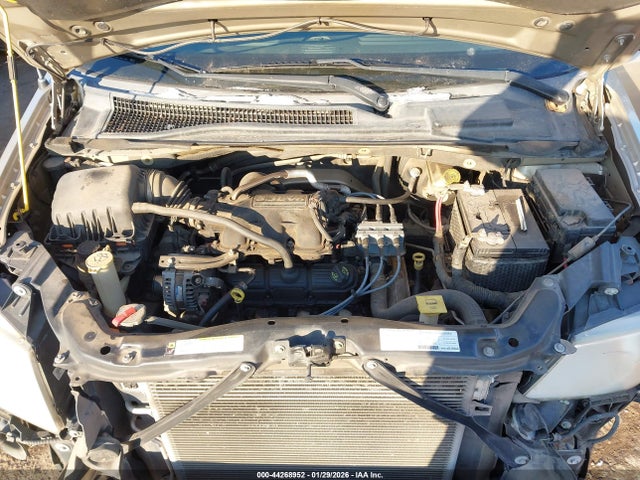 44268952 :رقم المزاد ، 2D8HN44H38R147993 vin ، 2008 Dodge Grand Caravan Se مزاد بيع