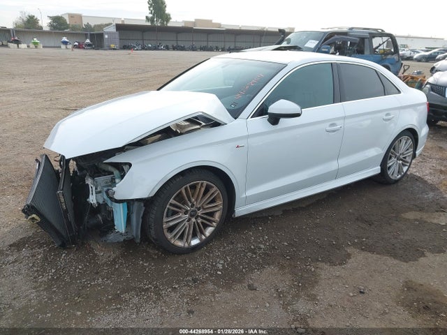 2017 AUDI A3 WAUGUGFF1H1045961 Photo 1