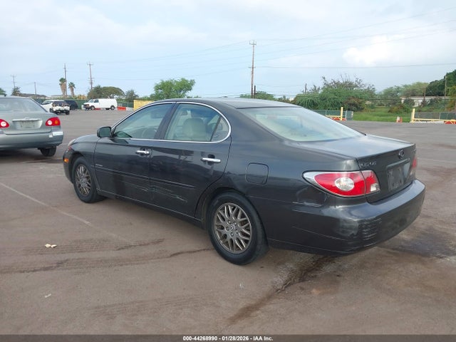 2004 LEXUS ES 330 JTHBA30GX45028769 Photo 2