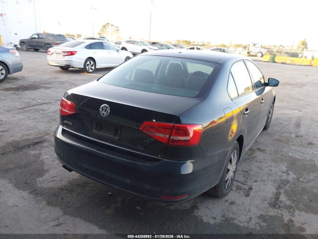 3VW2K7AJ8FM416500 Volkswagen Jetta 2.0l S