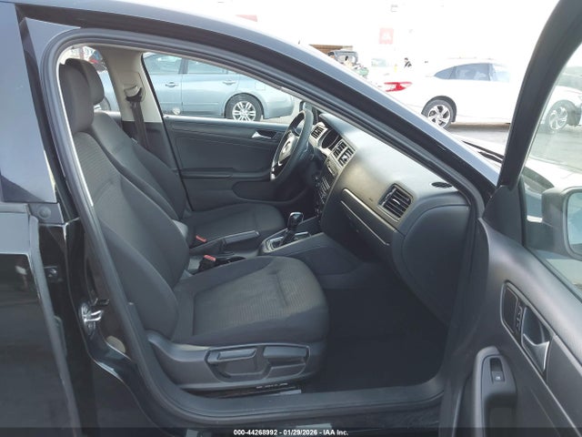 3VW2K7AJ8FM416500 Volkswagen Jetta 2.0l S