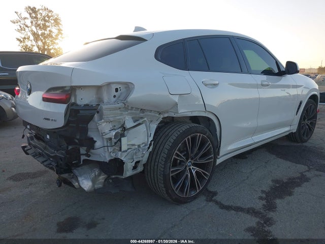 2023 BMW X4 5UX33DT0XP9T17487 Photo 3