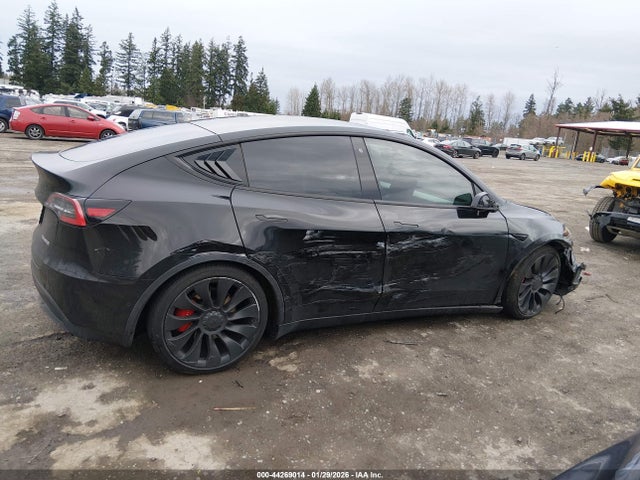 5YJYGDEF9LF053563 Tesla Model Y Long Range Dual Motor All-wheel Drive/performance Dual Motor All-wheel Drive