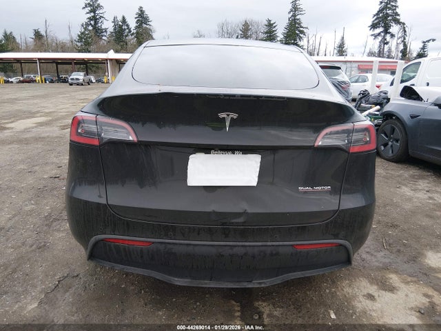 5YJYGDEF9LF053563 Tesla Model Y Long Range Dual Motor All-wheel Drive/performance Dual Motor All-wheel Drive