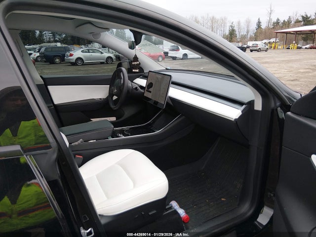 5YJYGDEF9LF053563 Tesla Model Y Long Range Dual Motor All-wheel Drive/performance Dual Motor All-wheel Drive