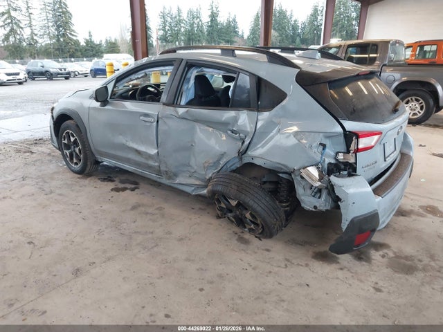 Subaru Crosstrek 2.0i Premium 2019 JF2GTAEC0K8304143 Image 3