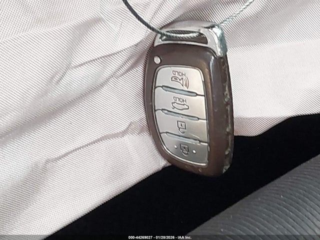 5NPD84LF8JH382428 Hyundai Elantra Value Edition