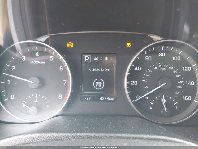 5NPD84LF8JH382428 Hyundai Elantra Value Edition