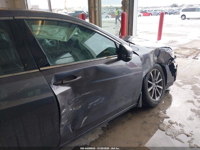 2018 Acura Tlx Tech Pkg მანქანა იყიდება აუქციონზე, vin: 19UUB1F58JA007795, აუქციონის ნომერი: 44269030