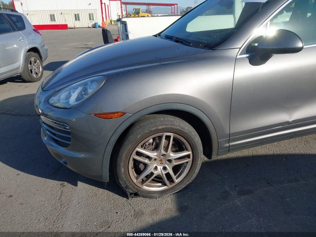 2013 PORSCHE CAYENNE WP1AA2A2XDLA00099 Photo 5