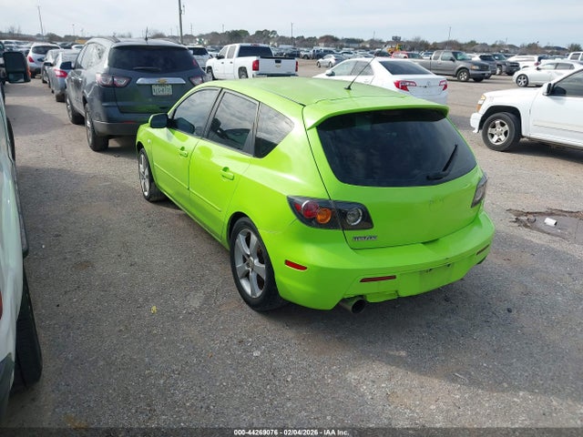2004 MAZDA MAZDA3 JM1BK143541102164 Photo 2
