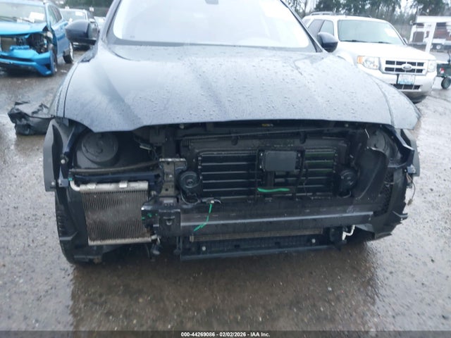 SADCL2BNXHA085318 Jaguar F-pace 20d R-sport