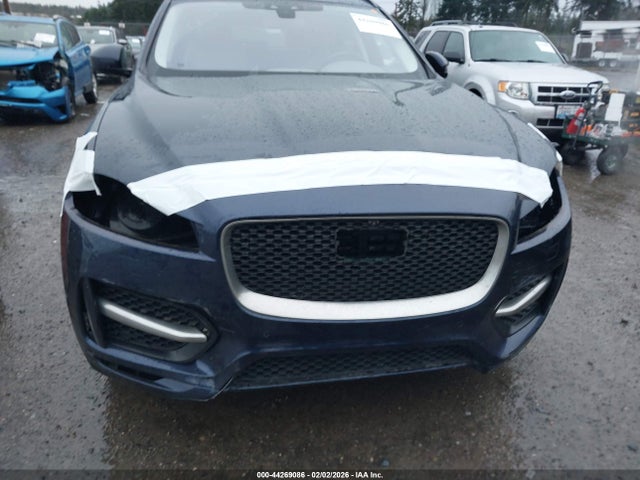 SADCL2BNXHA085318 Jaguar F-pace 20d R-sport
