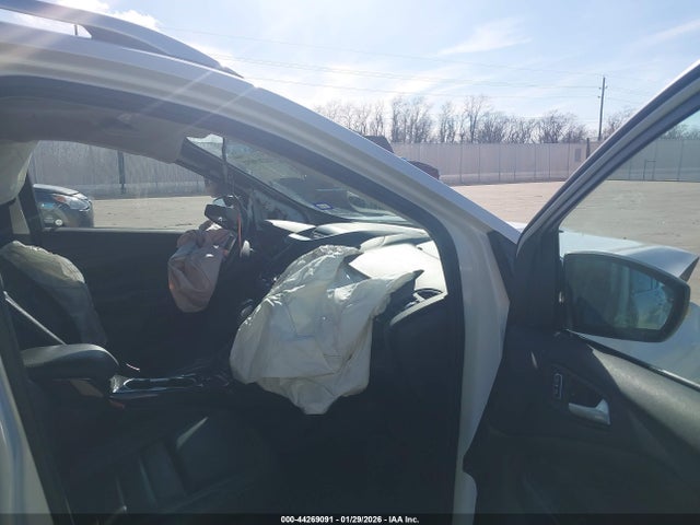 2016 FORD ESCAPE 1FMCU0J97GUB96693 Photo 4