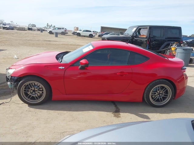 Scion FR-S 2014 JF1ZNAA19E9709055 Image 15