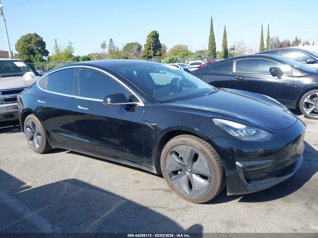 Aukcja sprzedaży 2018 Tesla Model 3 Long Range/mid Range, vin: 5YJ3E1EA6JF098637, numer aukcji: 44269113