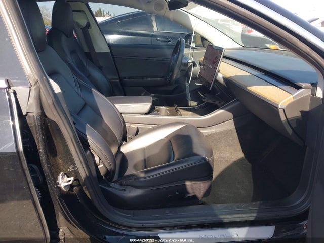 Aukcja sprzedaży 2018 Tesla Model 3 Long Range/mid Range, vin: 5YJ3E1EA6JF098637, numer aukcji: 44269113