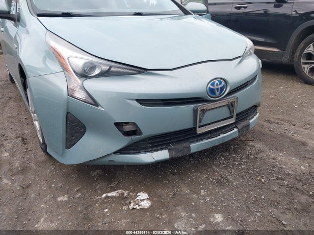 JTDKBRFU0H3024553 Toyota Prius Two