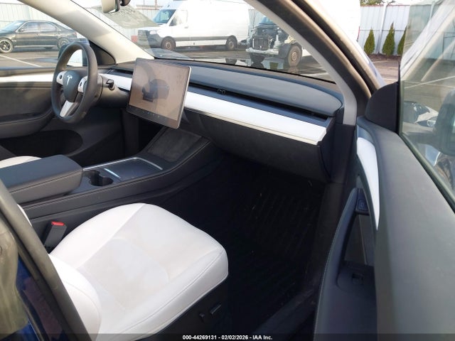 2023 TESLA MODEL Y 7SAYGAEE4PF871555 Photo 4