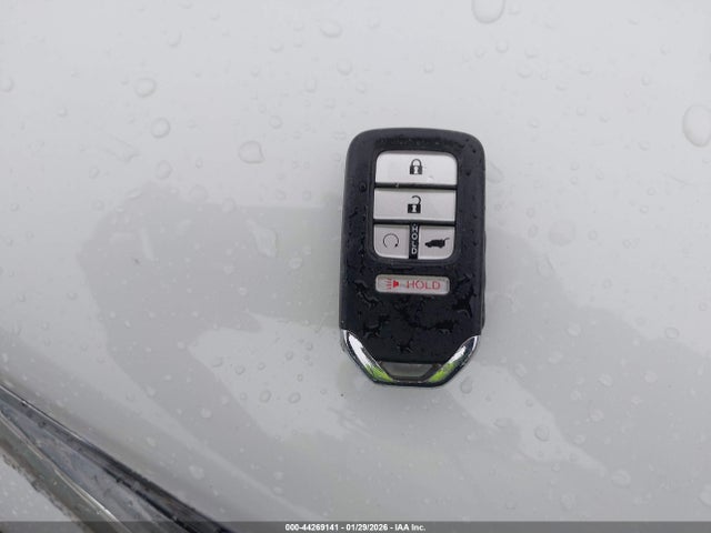 5FNYF8H0XMB036421 Honda Passport Awd Elite