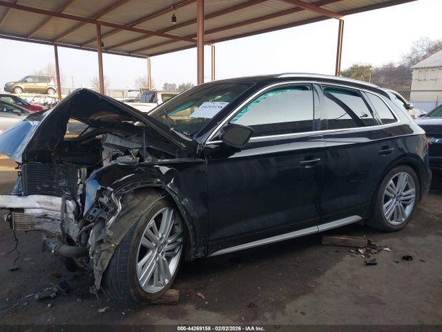 WA1BNAFY4J2189443 Audi Q5 2.0t Premium