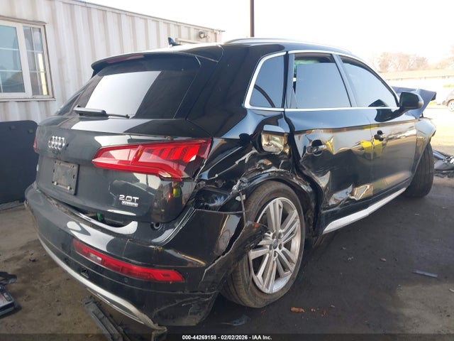 WA1BNAFY4J2189443 Audi Q5 2.0t Premium